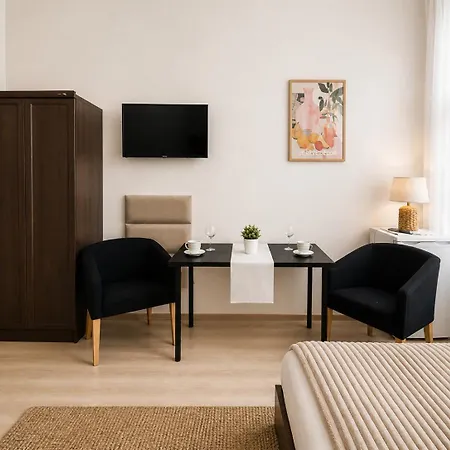 W Centrum Starowki Old Town Ogarna شقة